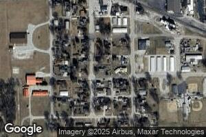 207 S Walnut St, Mentone, IN 46539