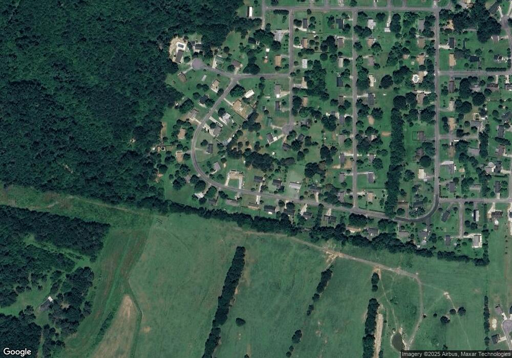 327 Flora Dr SW, Calhoun, GA 30701 - photo 1