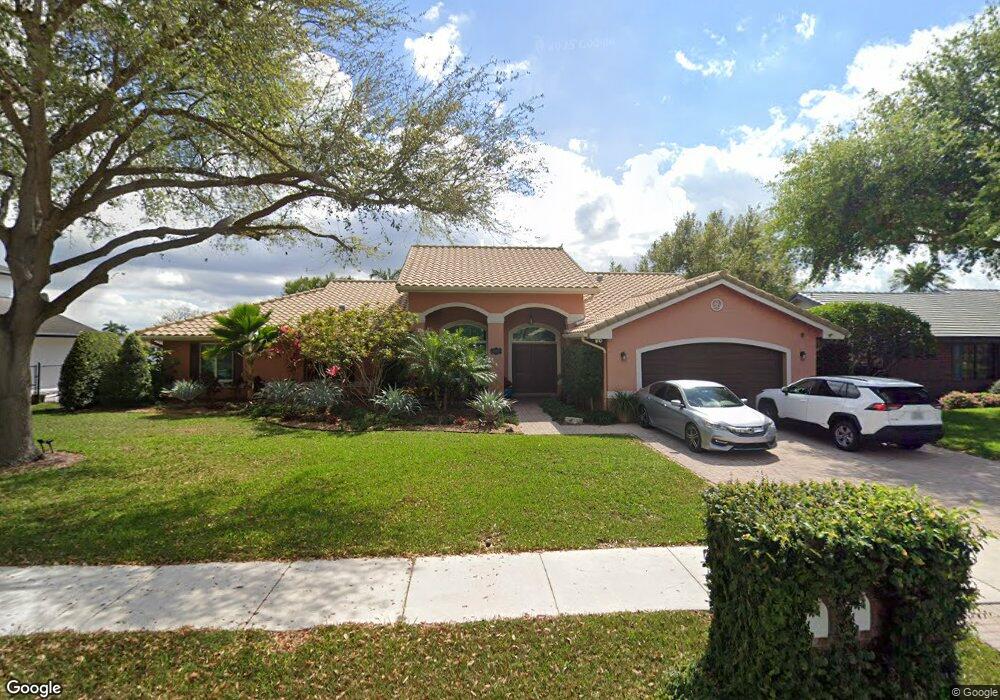 10420 SW 18th St, Davie, FL 33324 - photo 1