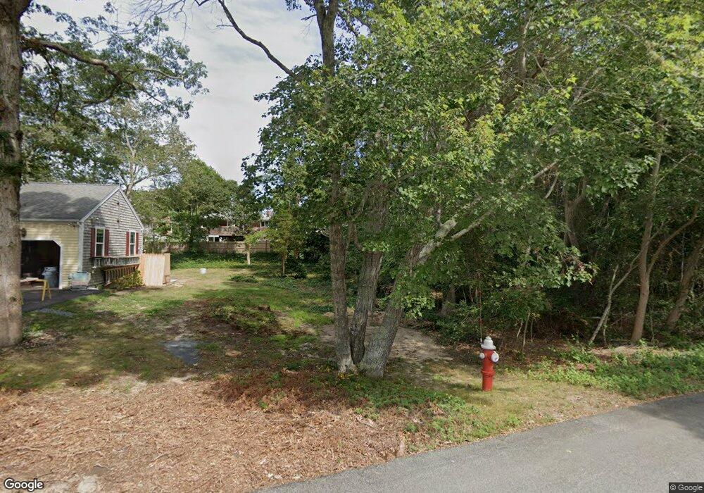 70 Poplar Ln, South Dennis, MA 2660 - photo 1