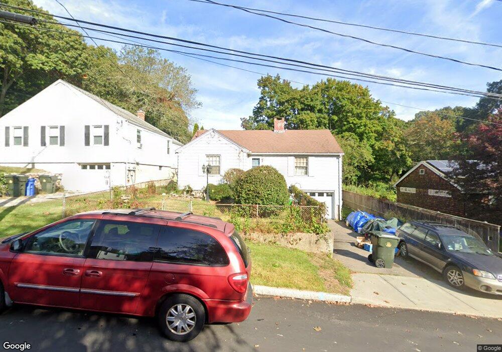 8 Farnsworth St, New London, CT 06320 - photo 1