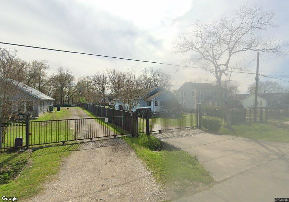 1814 Mcdaniel St, Houston, TX 77093 - photo 1
