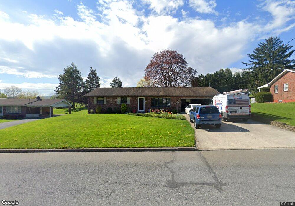 36 Kimmett Ave, Whitehall, PA 18052 - photo 1