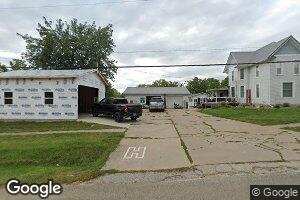 549 5th St, Ainsworth, IA 52201