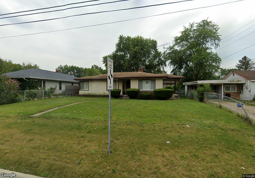 1167 W Coldwater Rd, Flint, MI 48505 - photo 1
