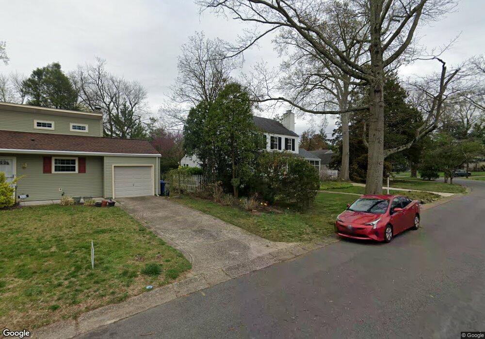 307 Evergreen Dr, Moorestown, NJ 08057 - photo 1