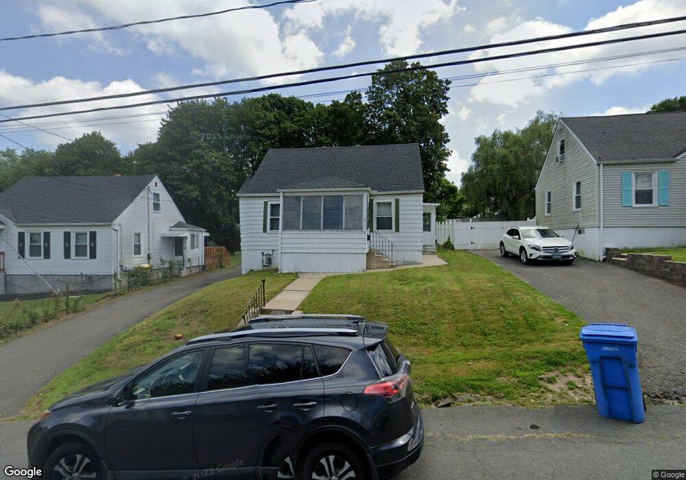 38 Macarthur Dr, Waterbury, CT 06704 - photo 1