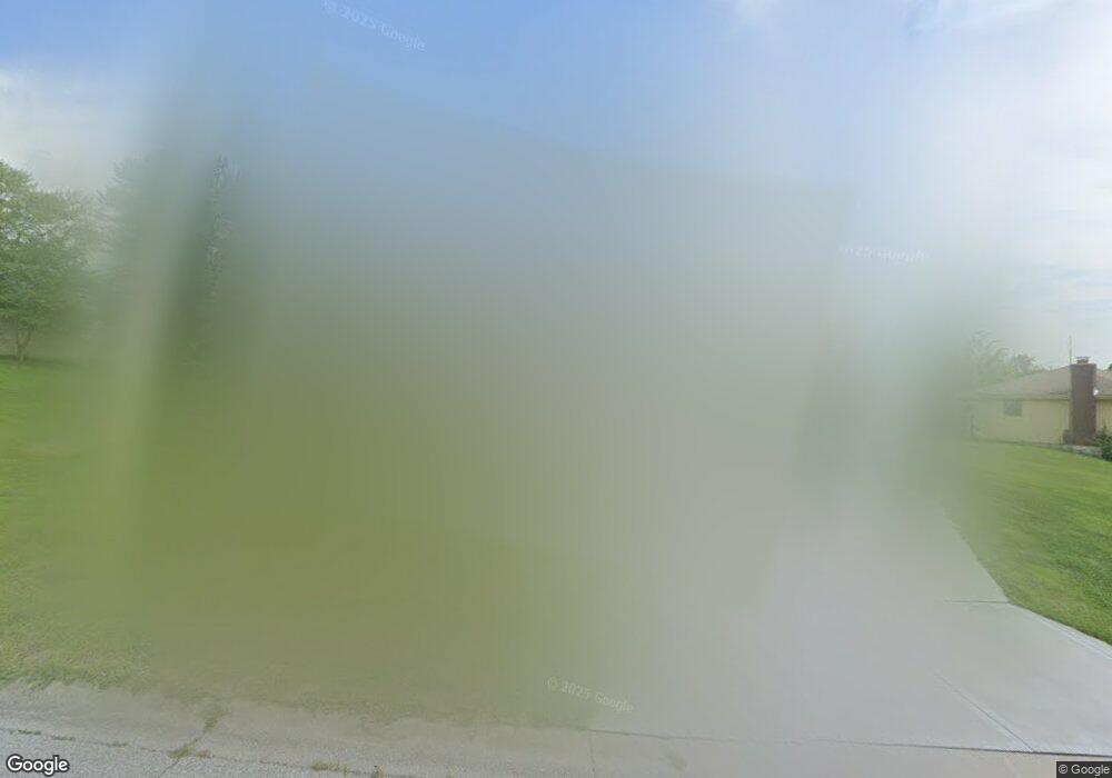 5924 Haskins St, Shawnee, KS 66216 - photo 1