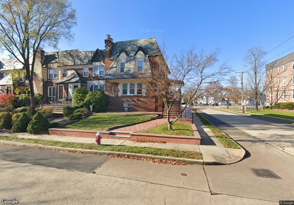 18 Dartmouth St, Valley Stream, NY 11581 - photo 1