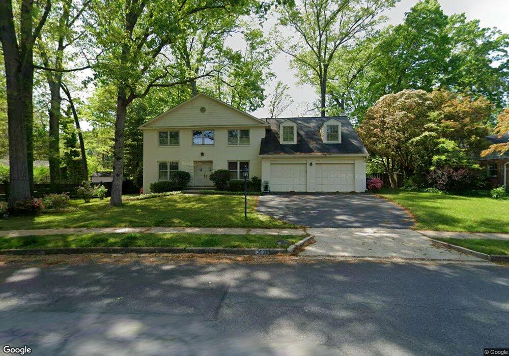 3528 Laurel Leaf Ln, Fairfax, VA 22031 - photo 1