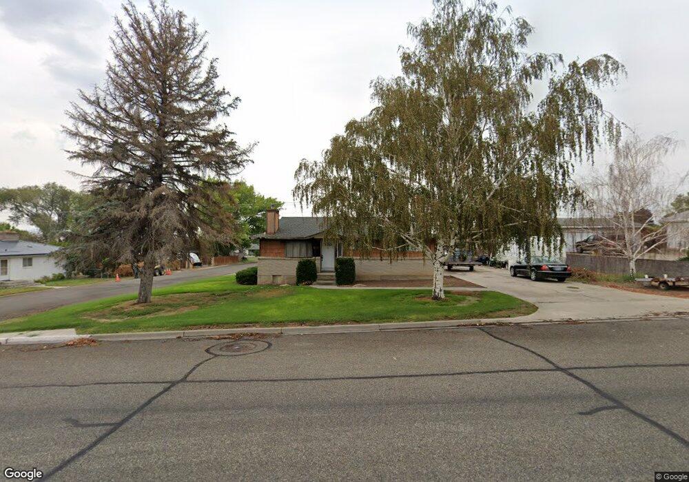 1805 Melarkey St, Winnemucca, NV 89445 - photo 1