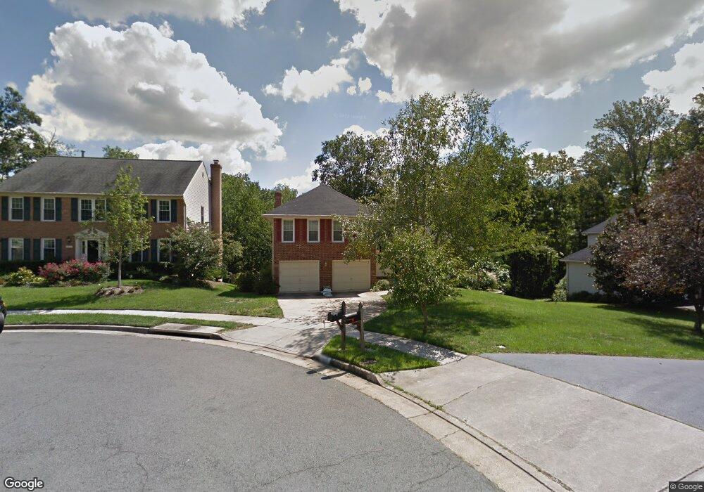 7825 Lakeland Valley Dr, Springfield, VA 22153 - photo 1