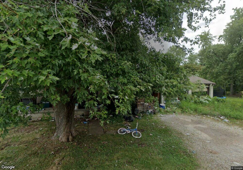 1080 E Riley St, Columbus, IN 47201 - photo 1