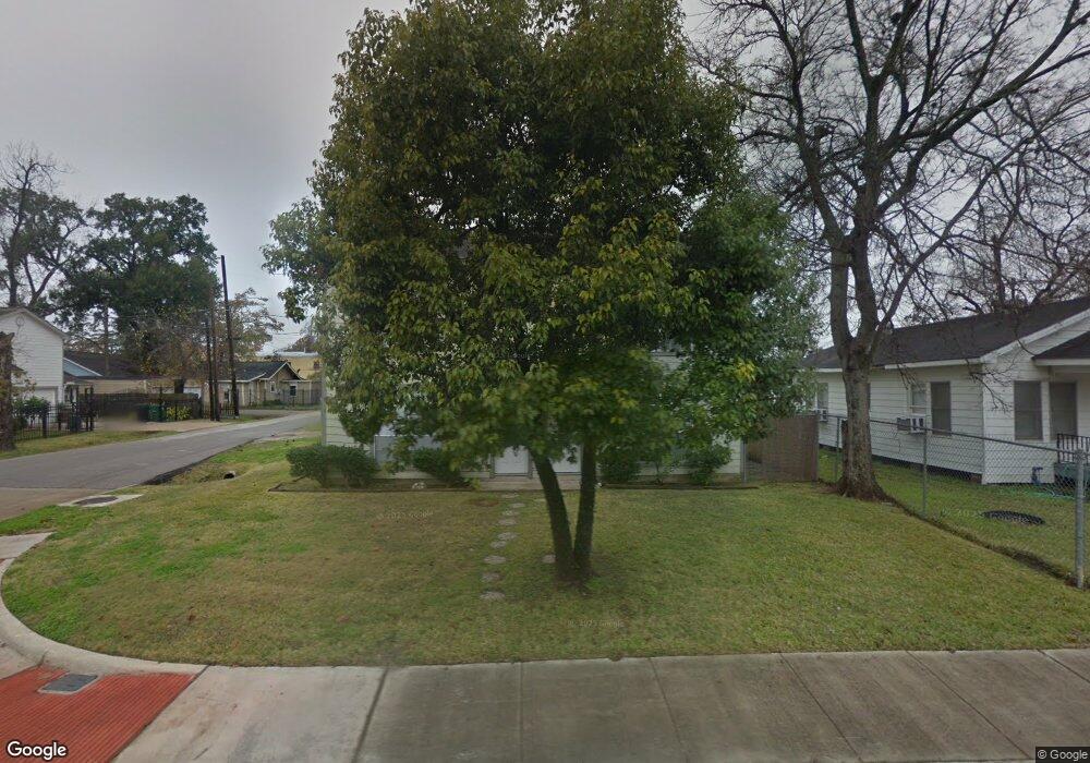 901 Tabor St, Houston, TX 77009 - photo 1