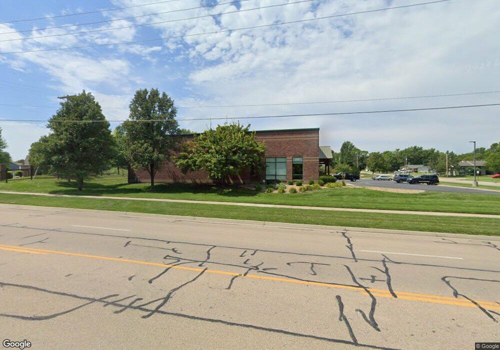 3501 SW Gage Blvd, Topeka, KS 66614 - photo 1