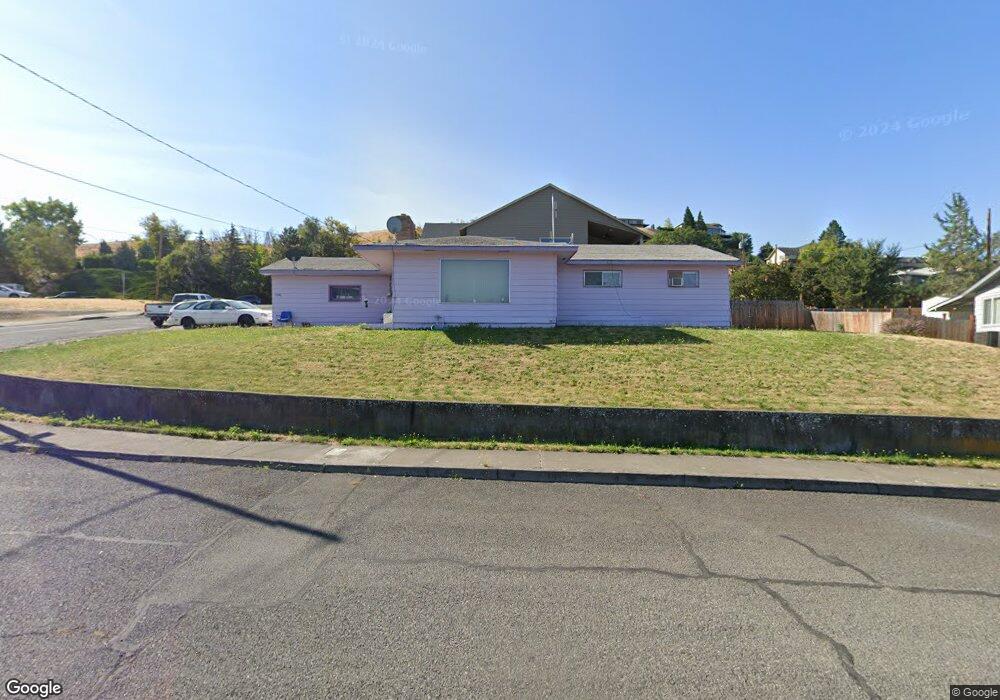 1726 E 17th St, the Dalles, OR 97058 - photo 1