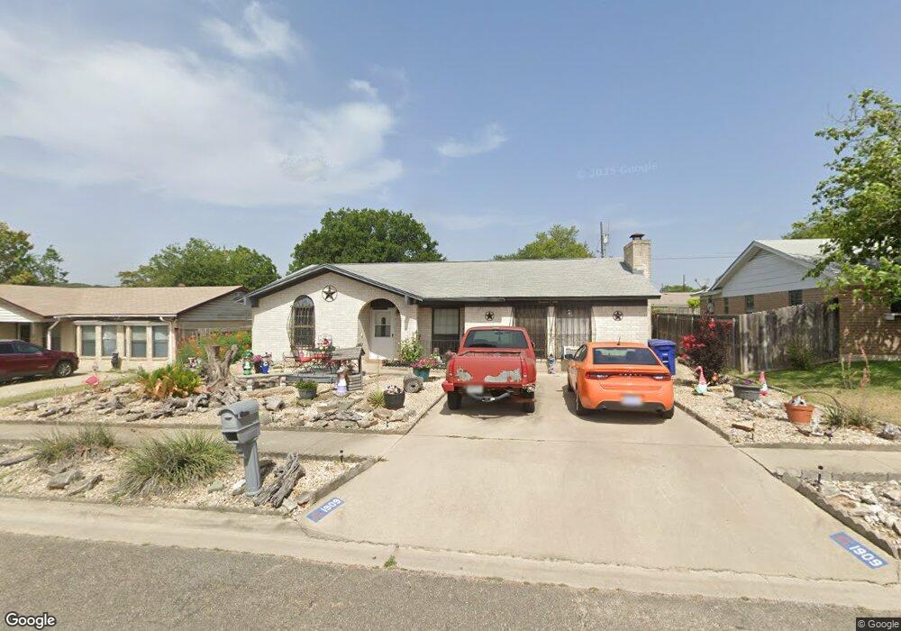 1909 Wayne St, Copperas Cove, TX 76522 - photo 1