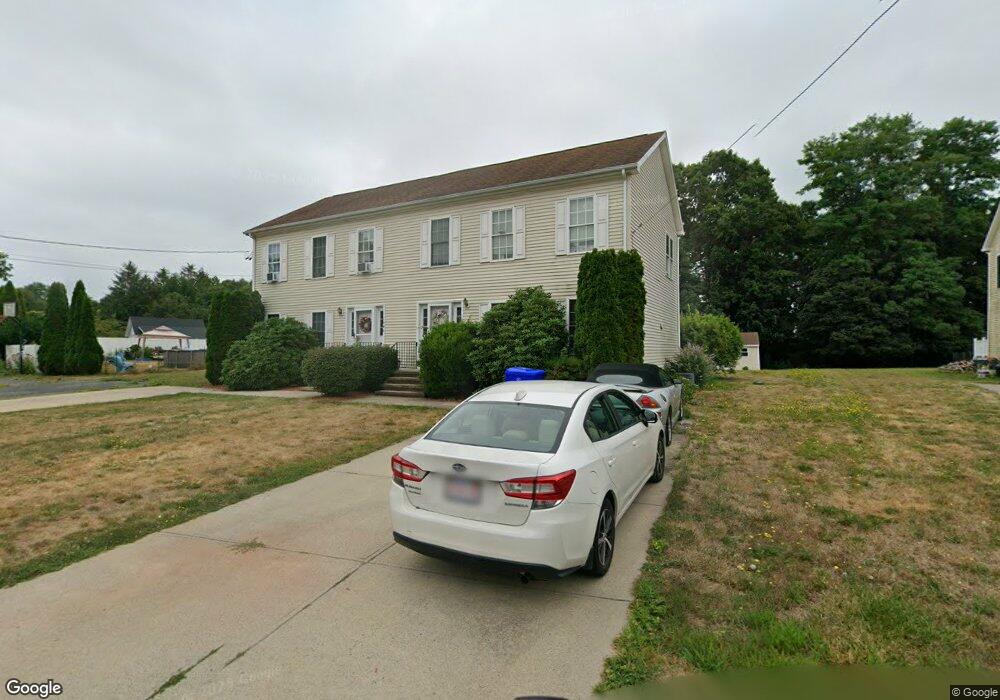 194 Pratt St unit B, Taunton, MA 02780 - photo 1