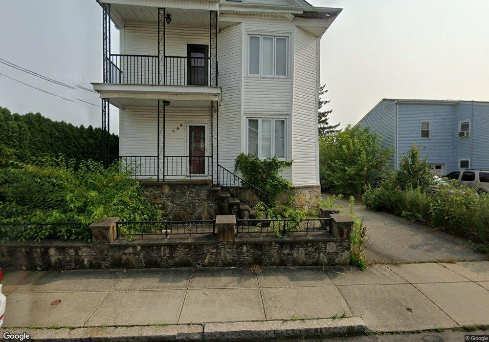 593 Hicks St, Fall River, MA 02724 - photo 1