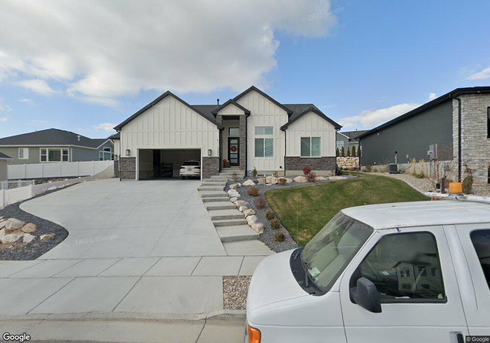 1385 E Hollyhock Ct, Layton, UT 84040 - photo 1
