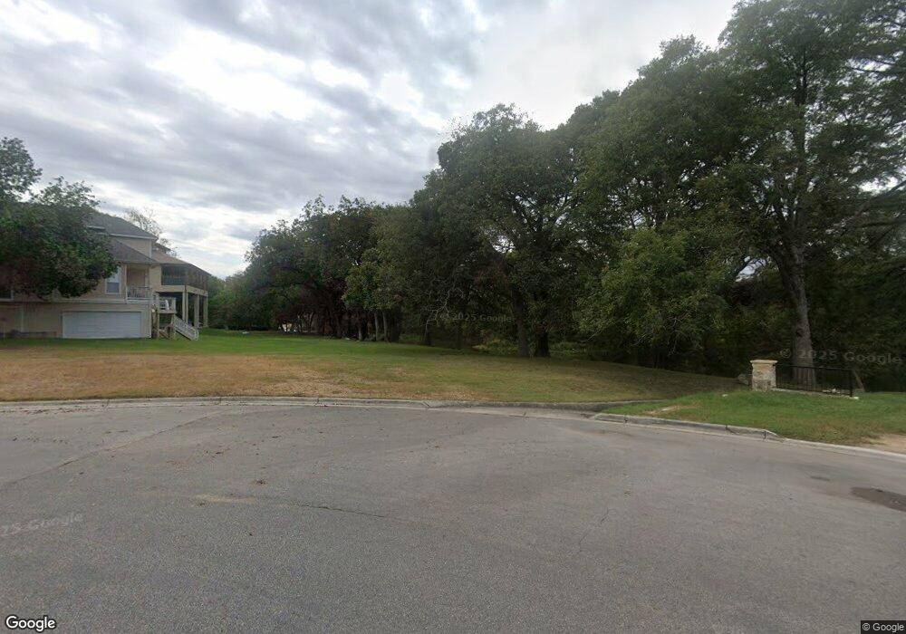 427 Fair Ln, New Braunfels, TX 78130 - photo 1