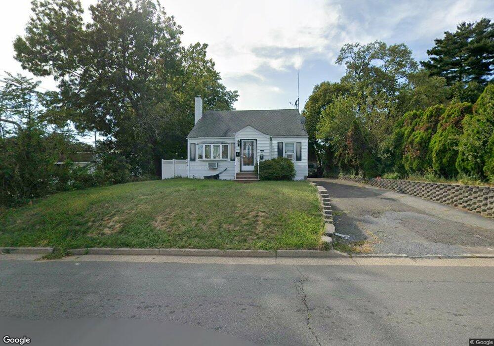 12 Old Post Rd unit 1, Edison, NJ 08817 - photo 1