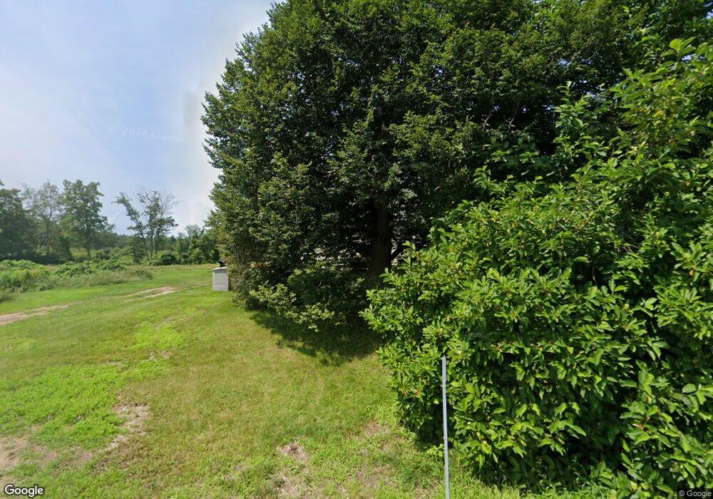 596 Pingree Hill Rd, Auburn, NH 03032 - photo 1