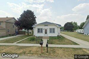 110 S 5th Ave, Forreston, IL 61030