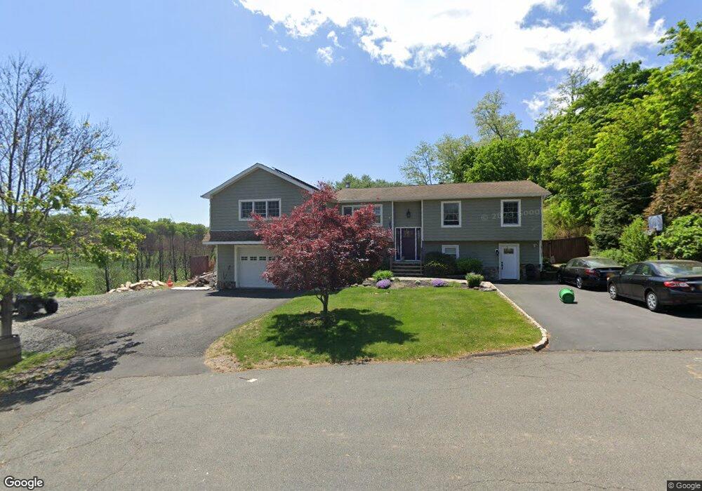 2 Hazen Ln, Congers, NY 10920 - photo 1