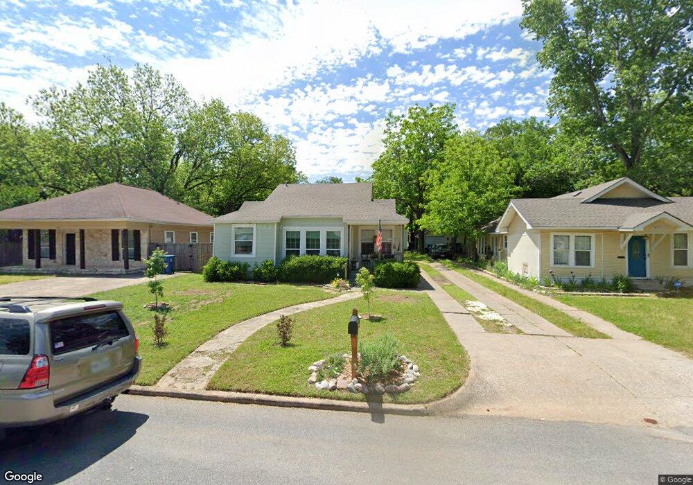 1418 W Sears St, Denison, TX 75020 - photo 1