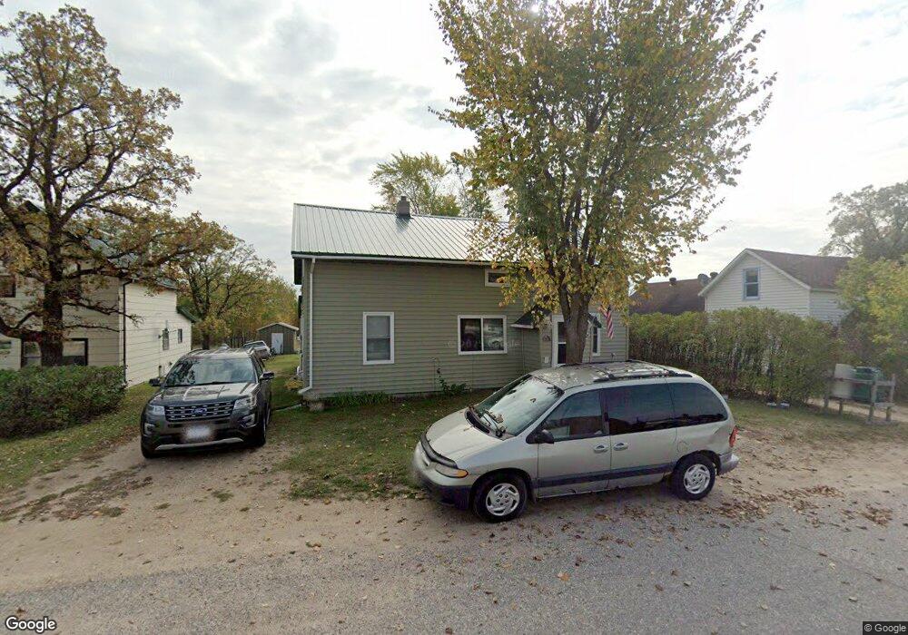 118 Tamarack St, Badger, MN 56714 - photo 1