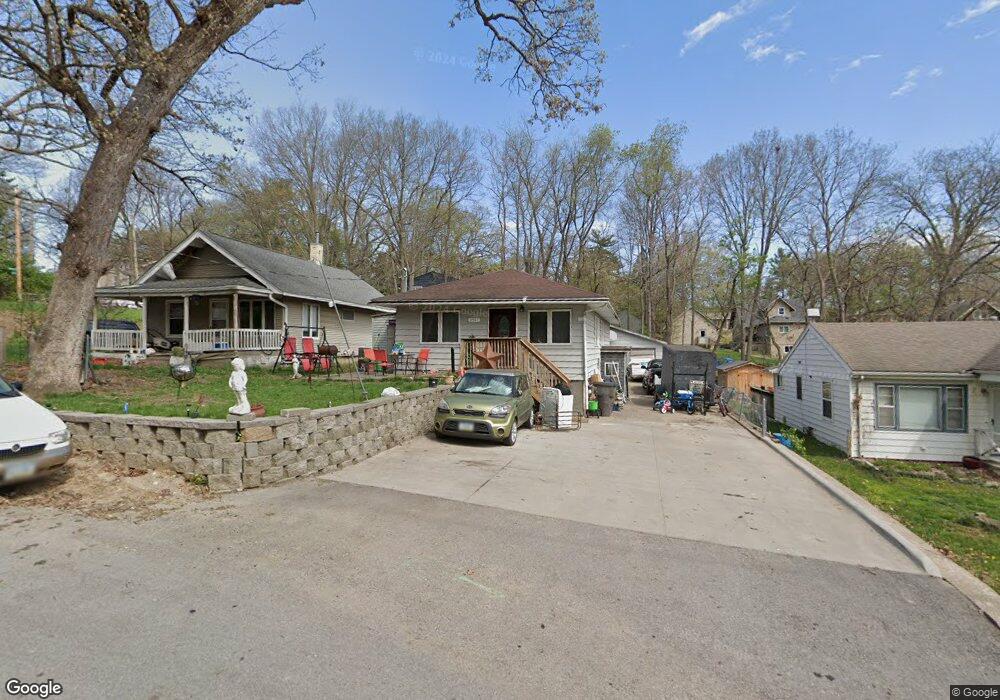 2917 Franklin Ave, Des Moines, IA 50310 - photo 1