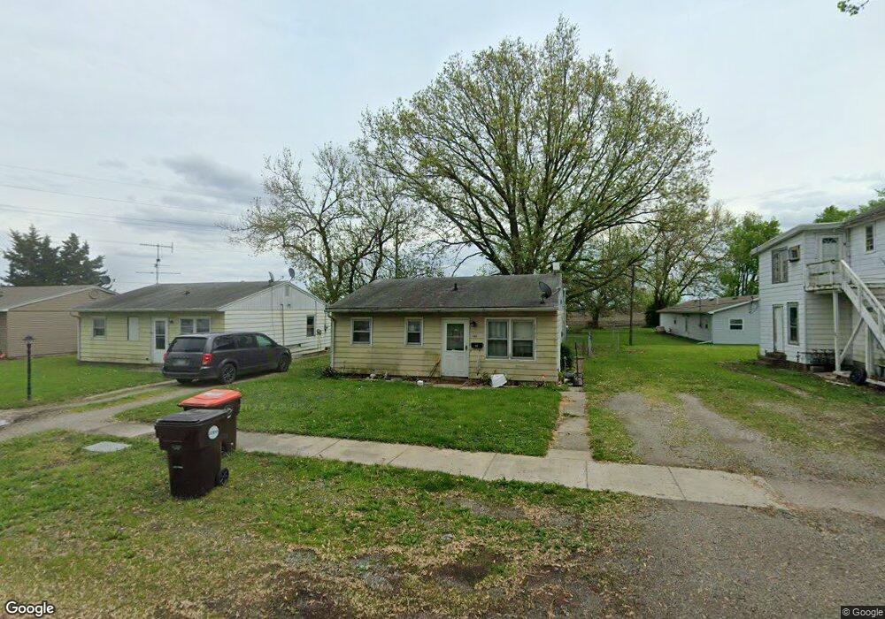 1306 N Hamilton St, Lincoln, IL 62656 - photo 1