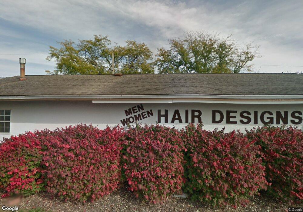 1100 Folkestone Rd, Columbus, OH 43220 - photo 1