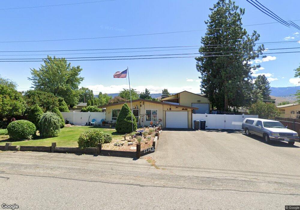 1234 6th Place NE, East Wenatchee, WA 98802 - photo 1