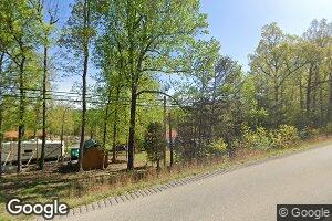 909 Stone Hill Rd, Mammoth Cave, KY 42259