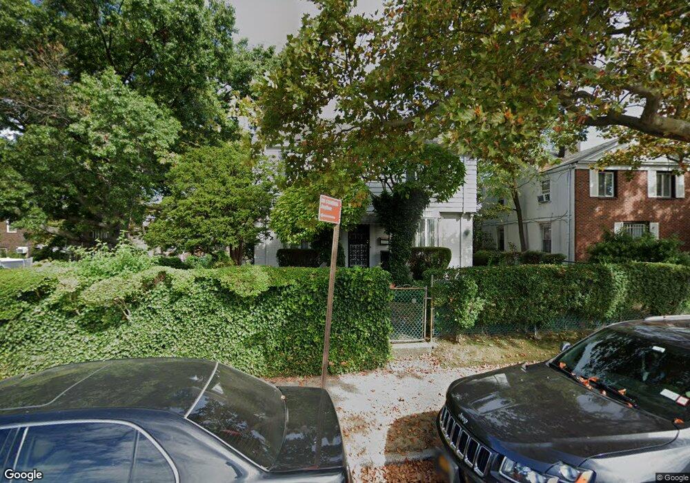 16503 Grand Central Pkwy, Jamaica, NY 11432 - photo 1