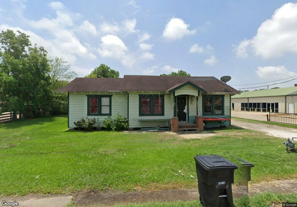 806 Tidwell Rd, Houston, TX 77022 - photo 1