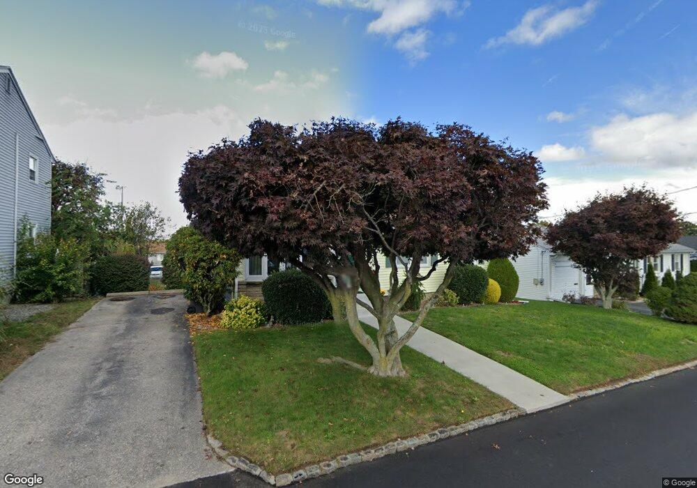 143 Hazelton St, Cranston, RI 02920 - photo 1