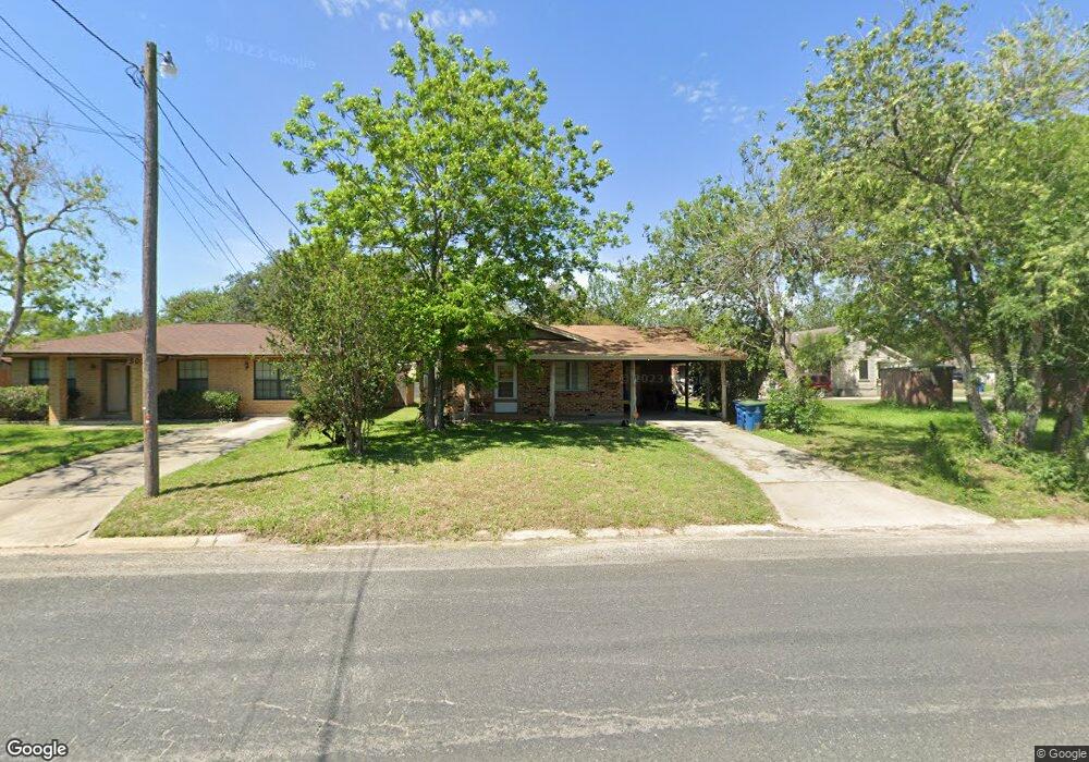 307 N Archer St, Beeville, TX 78102 - photo 1