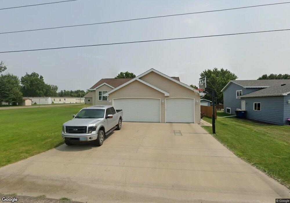 1814 7th Ave NE, Jamestown, ND 58401 - photo 1