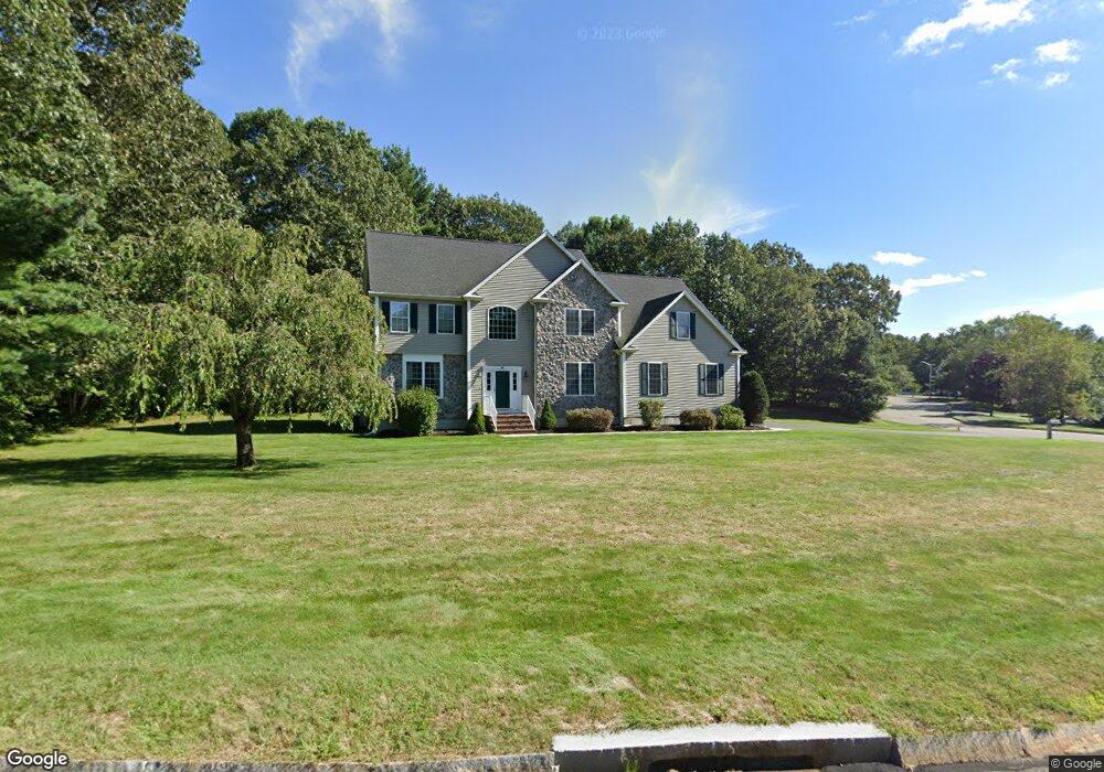 112 Fall Ln, Franklin, MA 02038 - photo 1