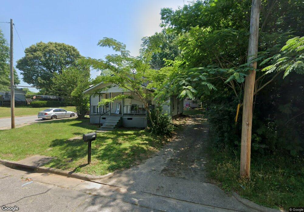 1205 Harris St, Statesville, NC 28677 - photo 1