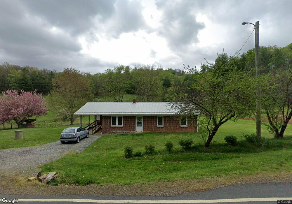 529 Burleson Gap Rd, Burnsville, NC 28714 - photo 1