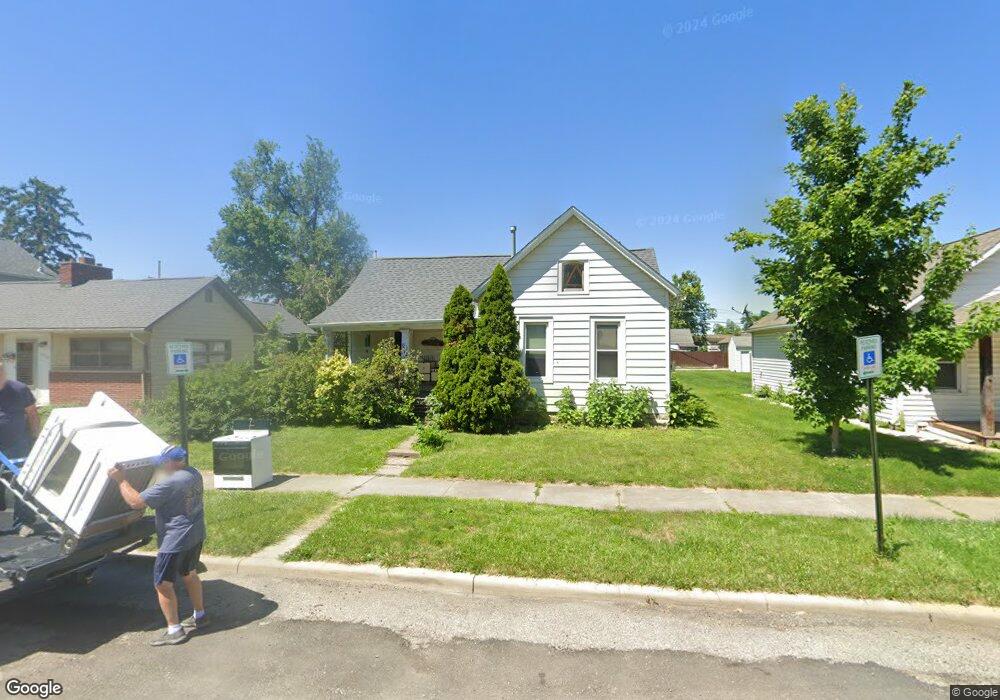 1512 K St SW, Cedar Rapids, IA 52404 - photo 1