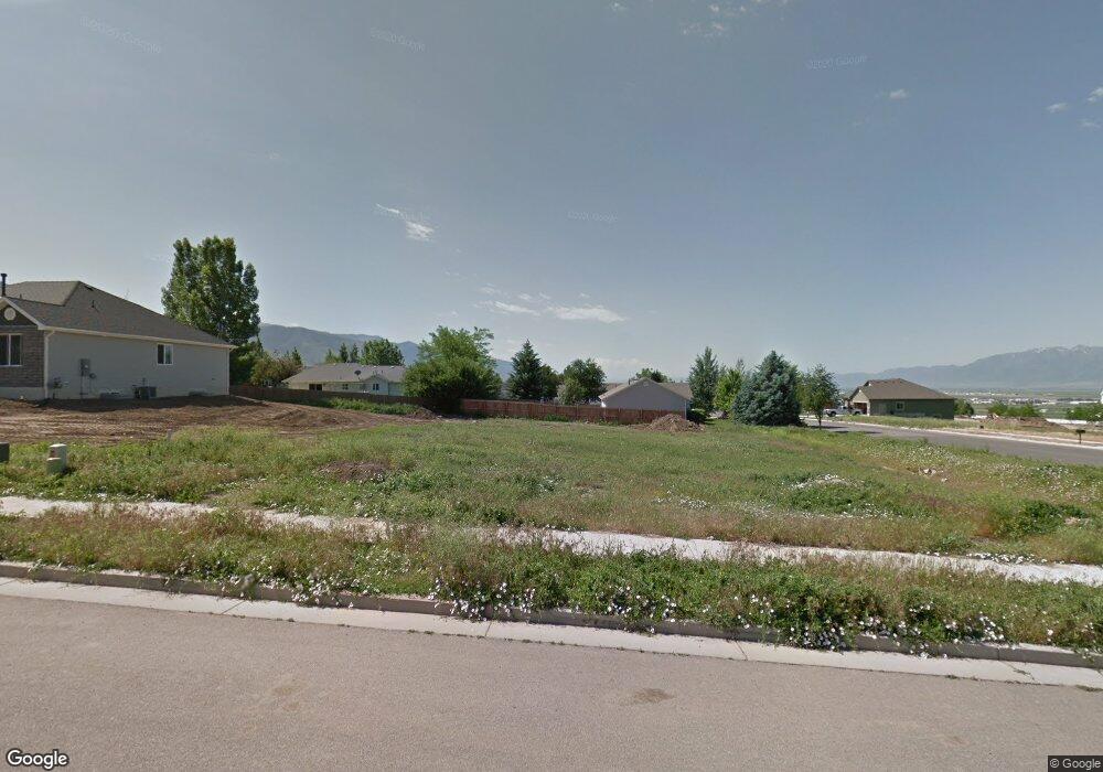 708 E 500 S unit 14, Smithfield, UT 84335 - photo 1
