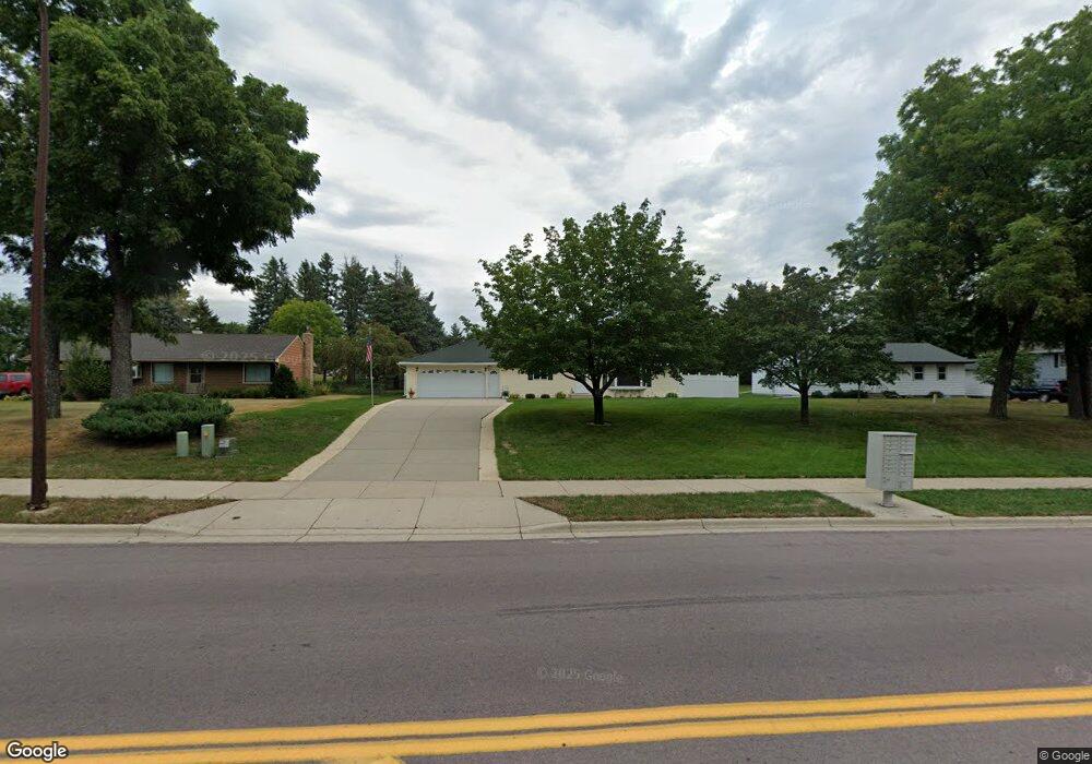 1900 N Garden St, New Ulm, MN 56073 - photo 1