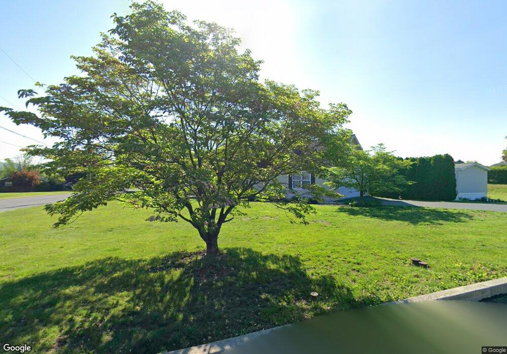 711 Chew St, Hamburg, PA 19526 - photo 1