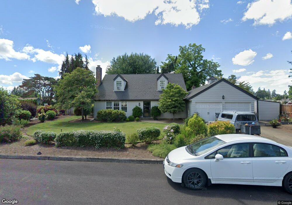 915 N Douglas St, Canby, OR 97013 - photo 1