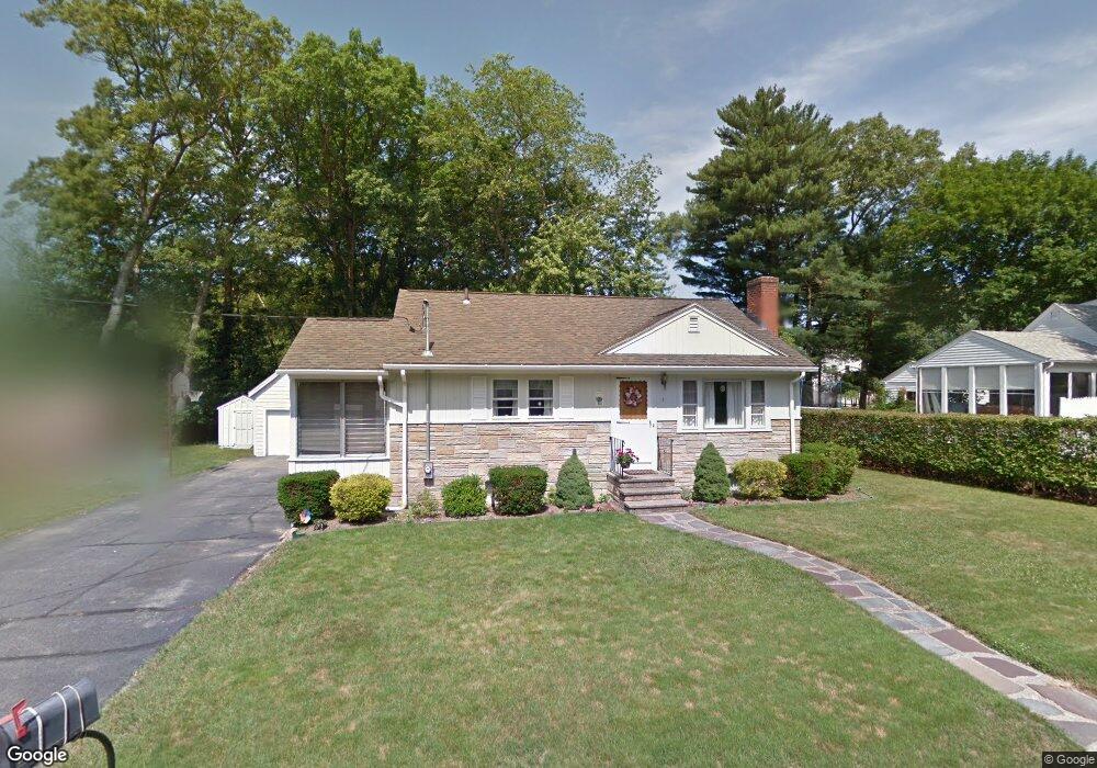 7 Hawkins St, Greenville, RI 02828 - photo 1